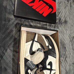 Jordan Air Jordan 1 High OG White Black Brown Sneakers